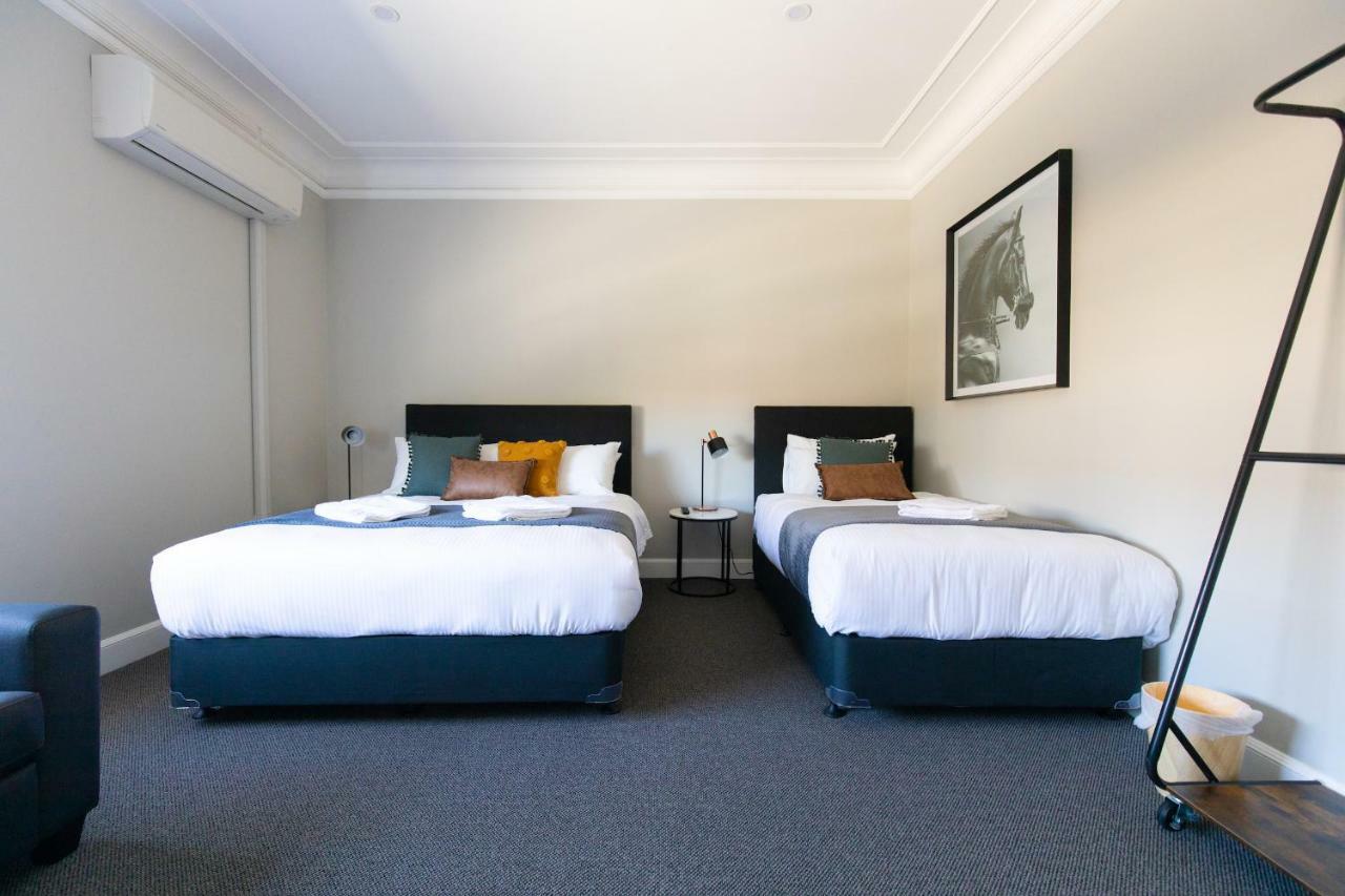 Horse And Jockey Hotel Homebush Sídney Exterior foto